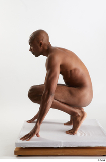 Tiago  1 kneeling nude whole body 0003.jpg